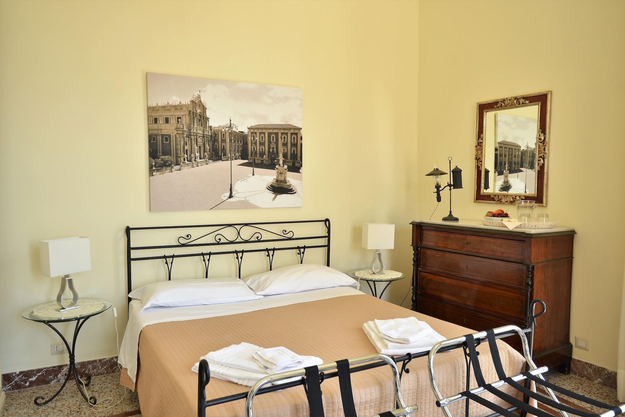 B&B Al Teatro Massimo Катанія Екстер'єр фото