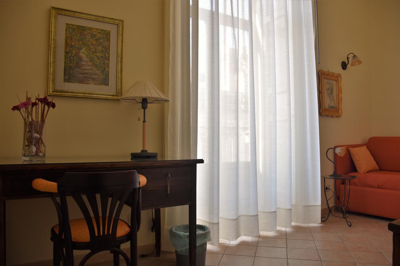 B&B Al Teatro Massimo Катанія Екстер'єр фото