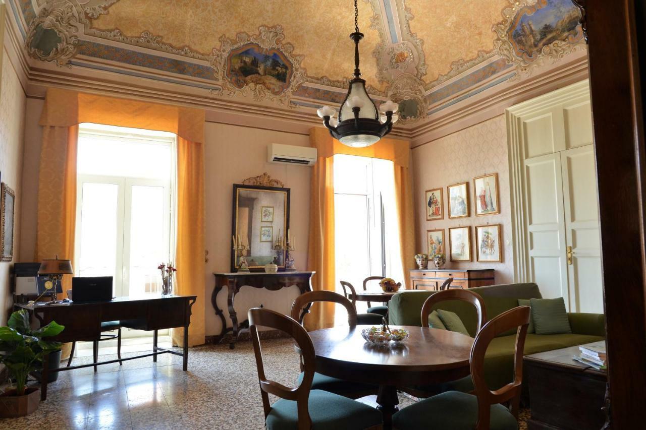 B&B Al Teatro Massimo Катанія Екстер'єр фото