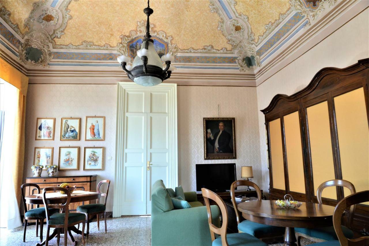 B&B Al Teatro Massimo Катанія Екстер'єр фото
