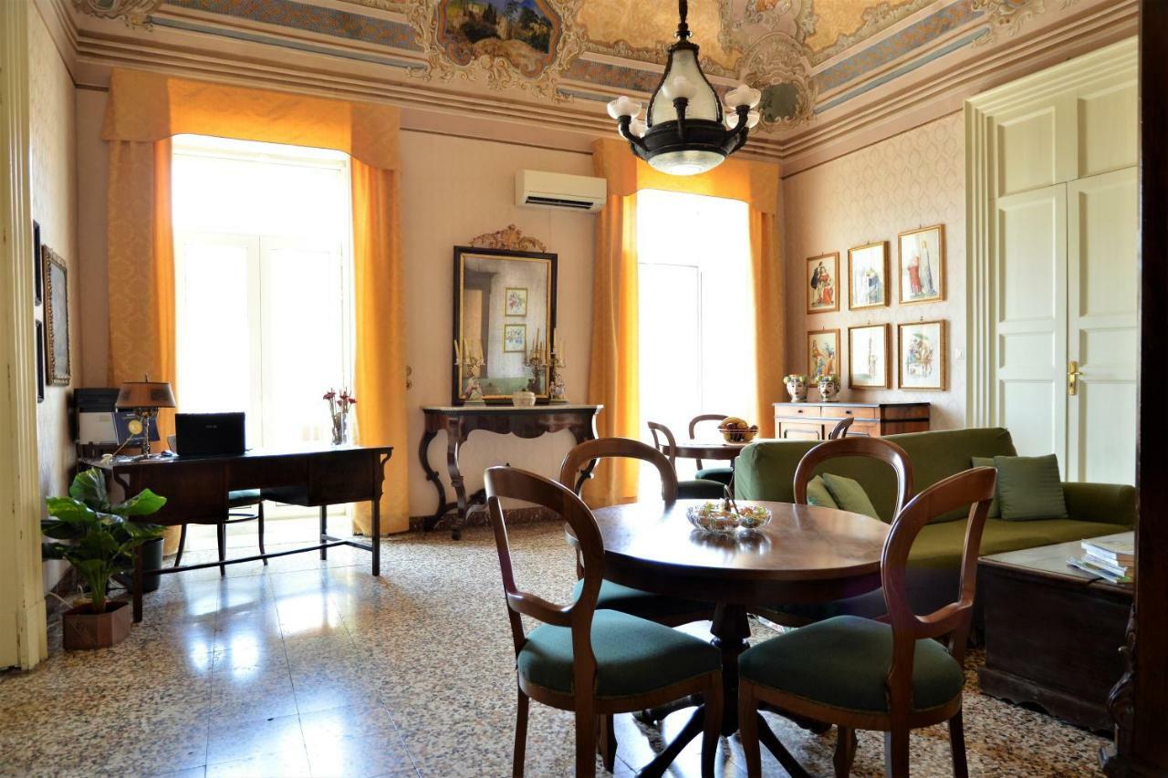 B&B Al Teatro Massimo Катанія Екстер'єр фото